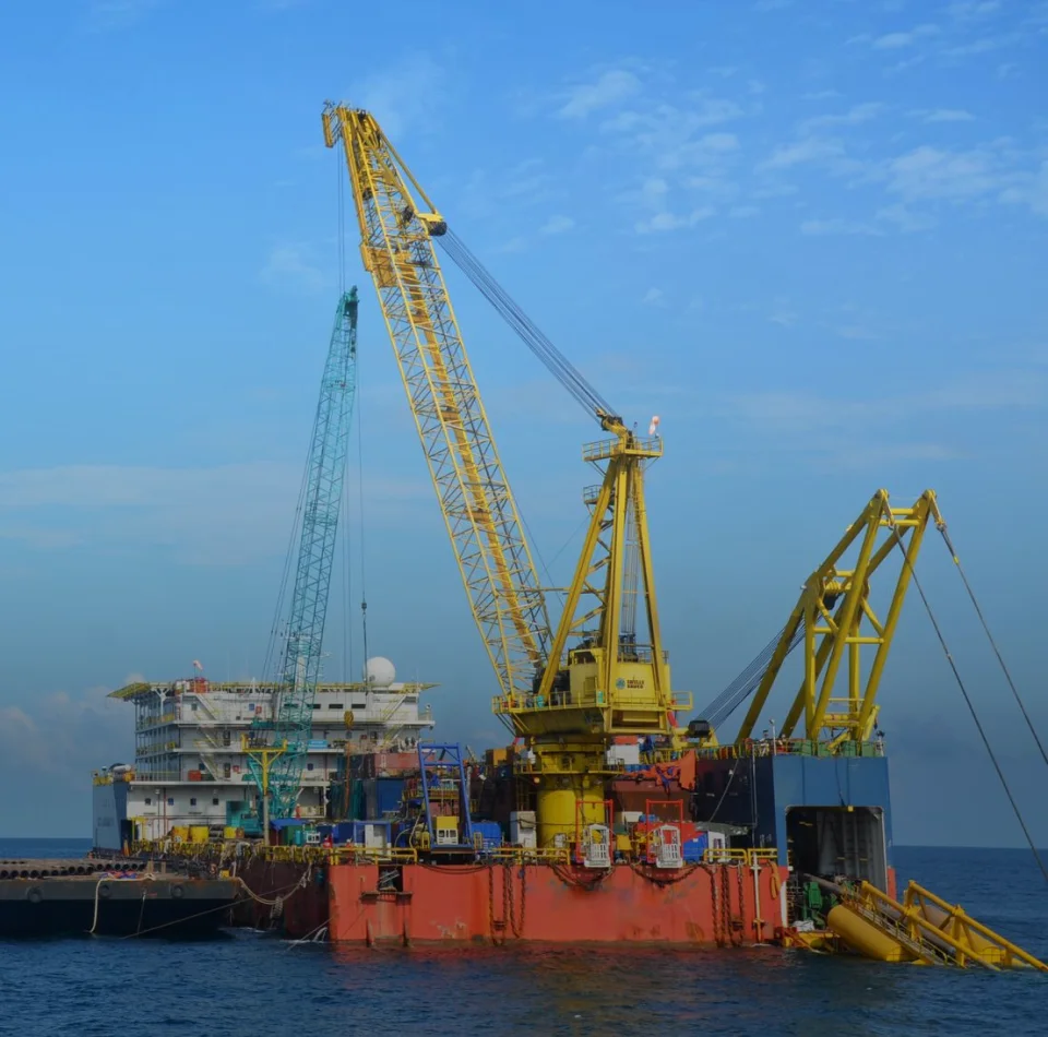 NVOCC (Non-Vessel Operating Common Carrier)